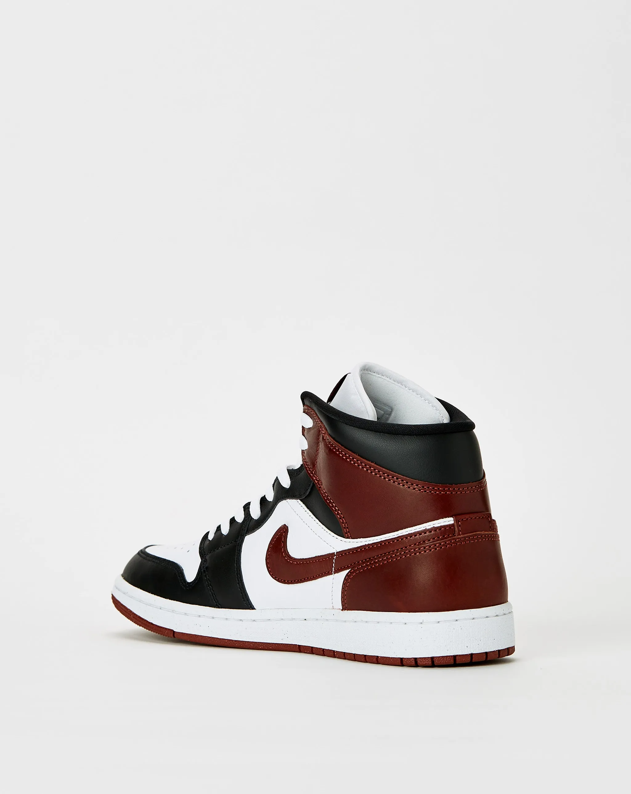 Air Jordan 1 Mid SE