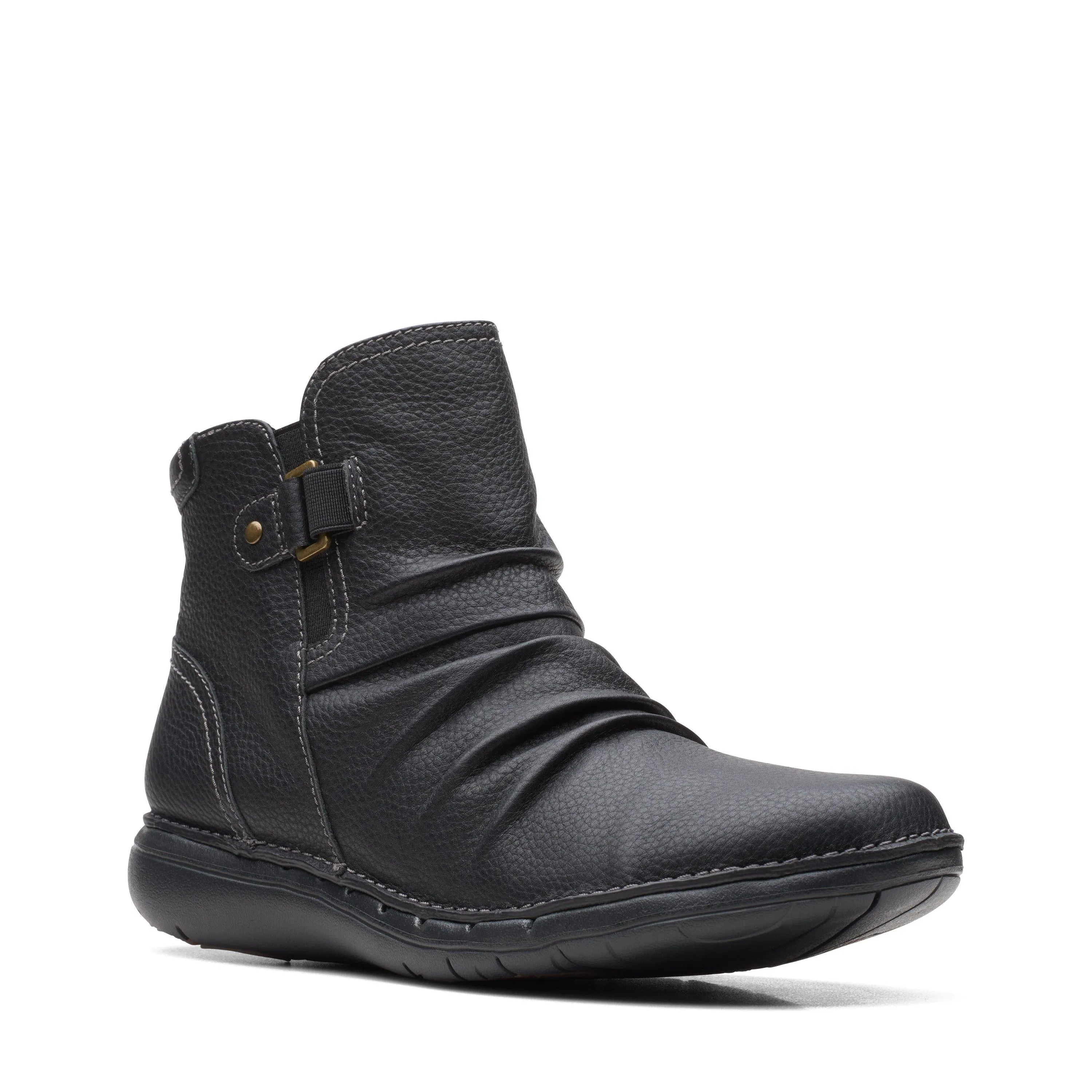 Clarks Un Loop Top in Black Leather