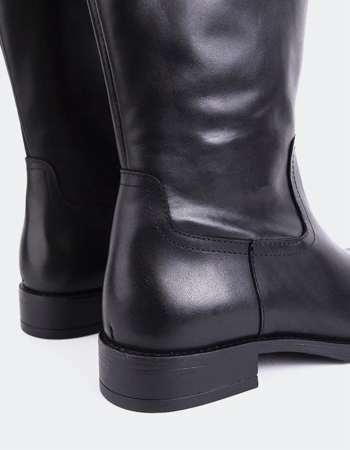 Delorre Black Leather