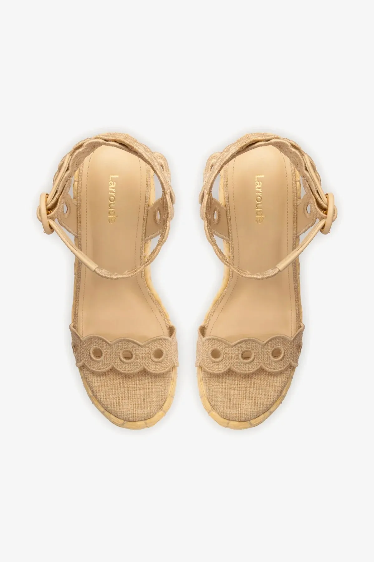 Florence Broderie Wedge In Beige Raffia