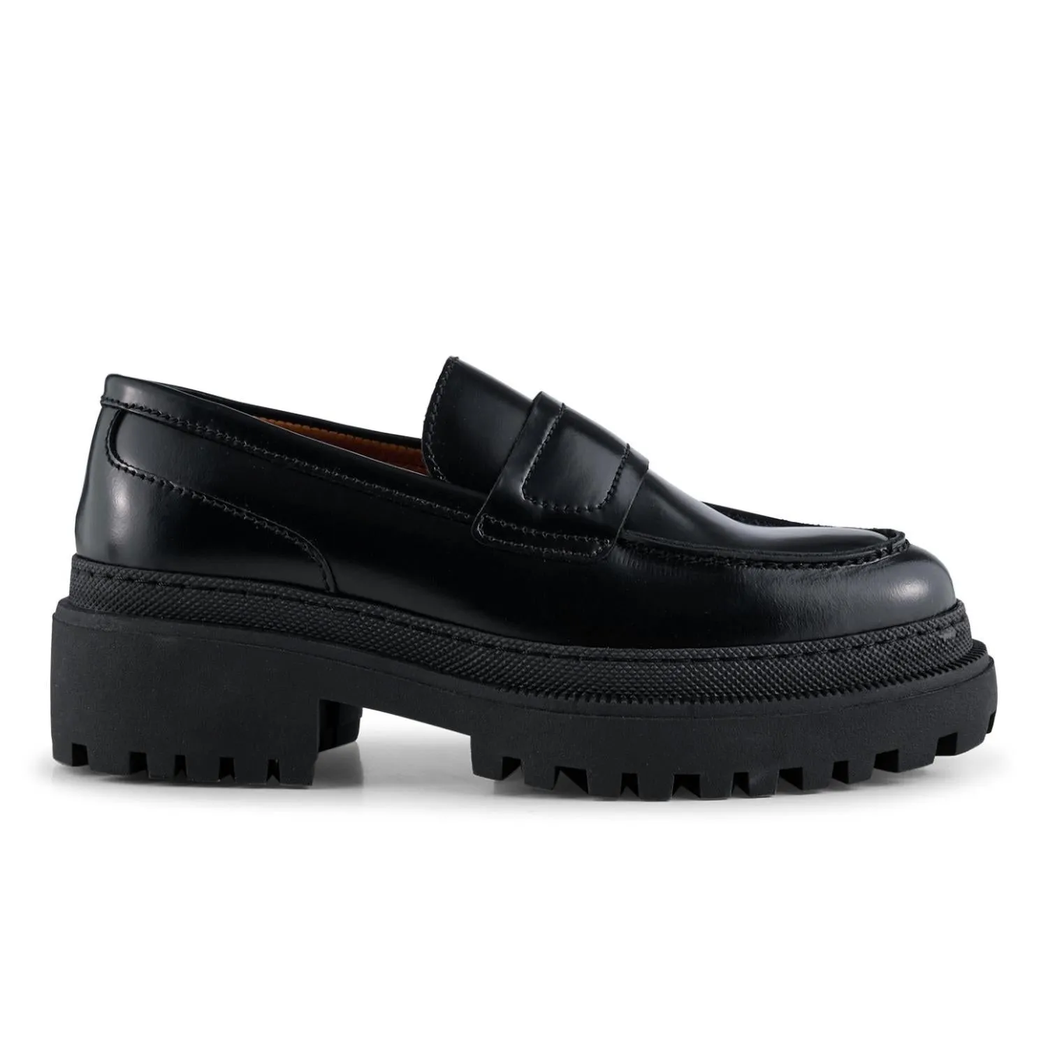 Iona Saddle Loafer In Black
