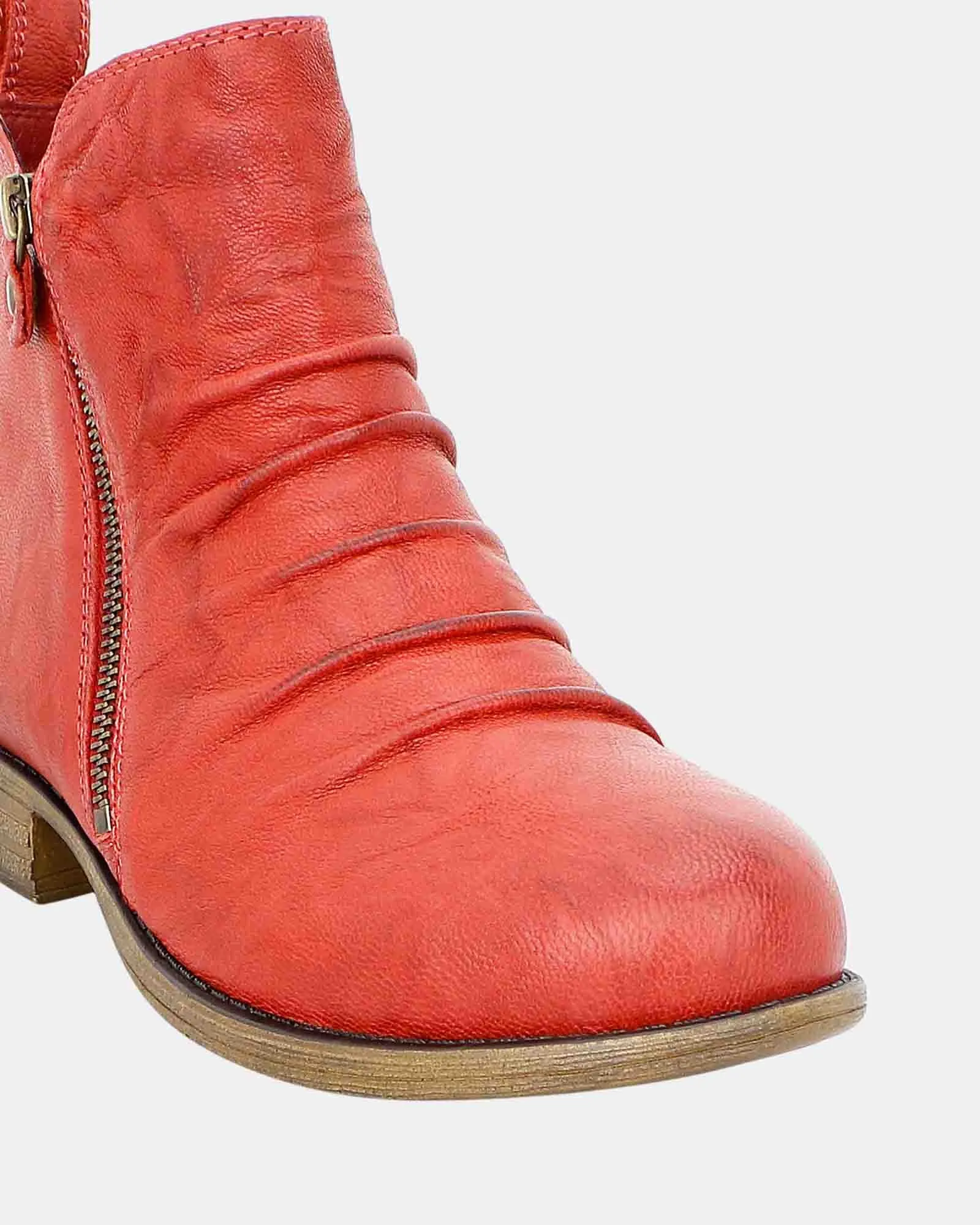 Marella Rustic Red