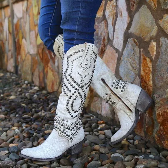 New Women Summer Boots zipper Low Heel Women Shoes Cool British Rivet Design Soft Short Boots Party Shoes Dropshipping Fashion Nova Shoes