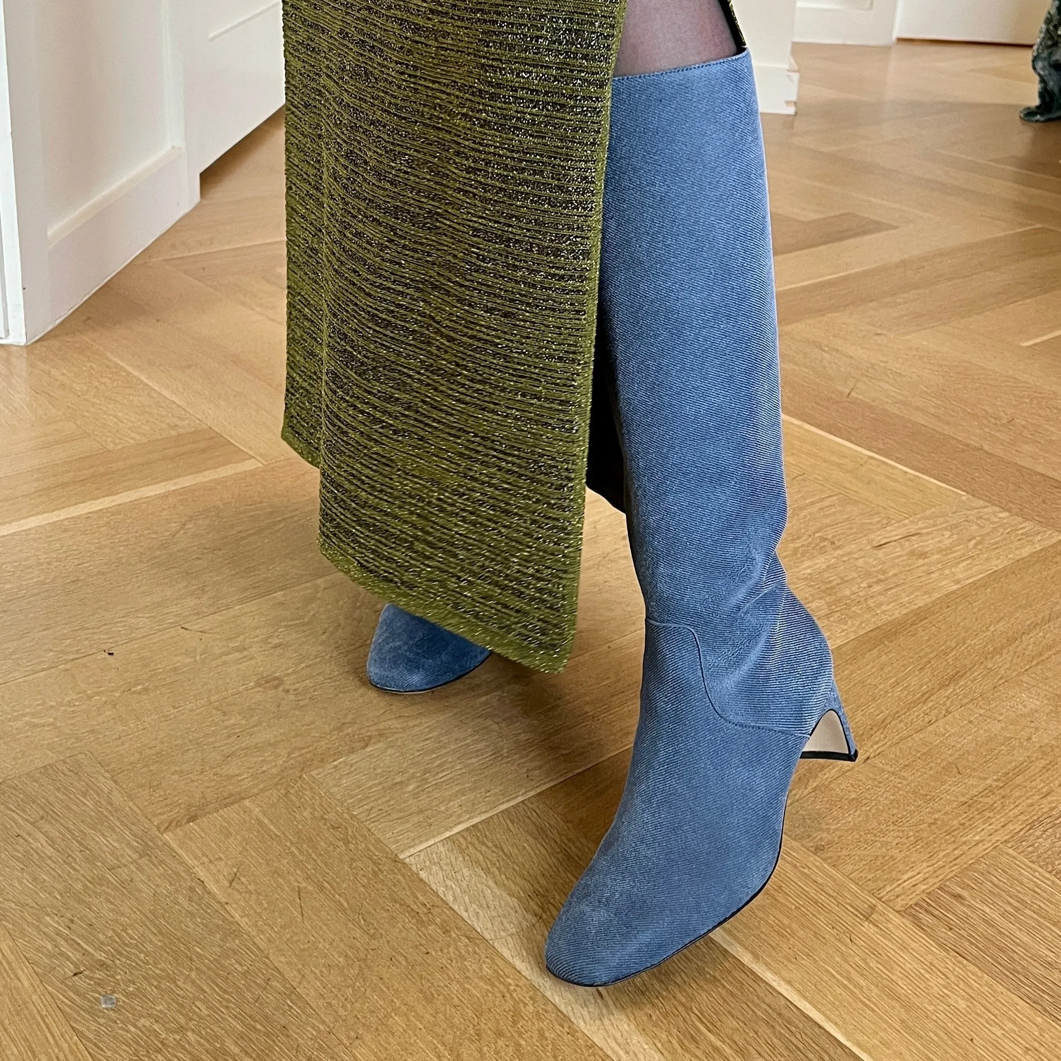 Stella - Denim Suede