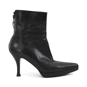 Stuart Weitzman Ankle Booties - Women's 7