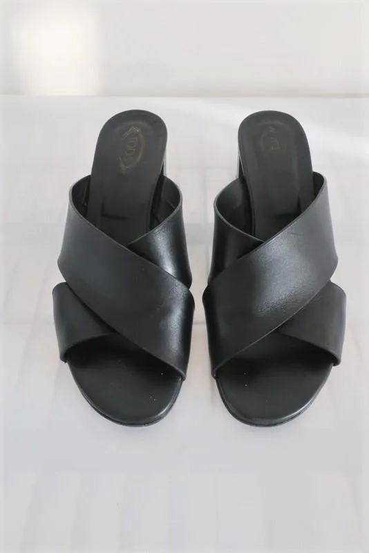 Tod's Crisscross Slide Sandals Black Leather Size 40 Mid-Heel Mules