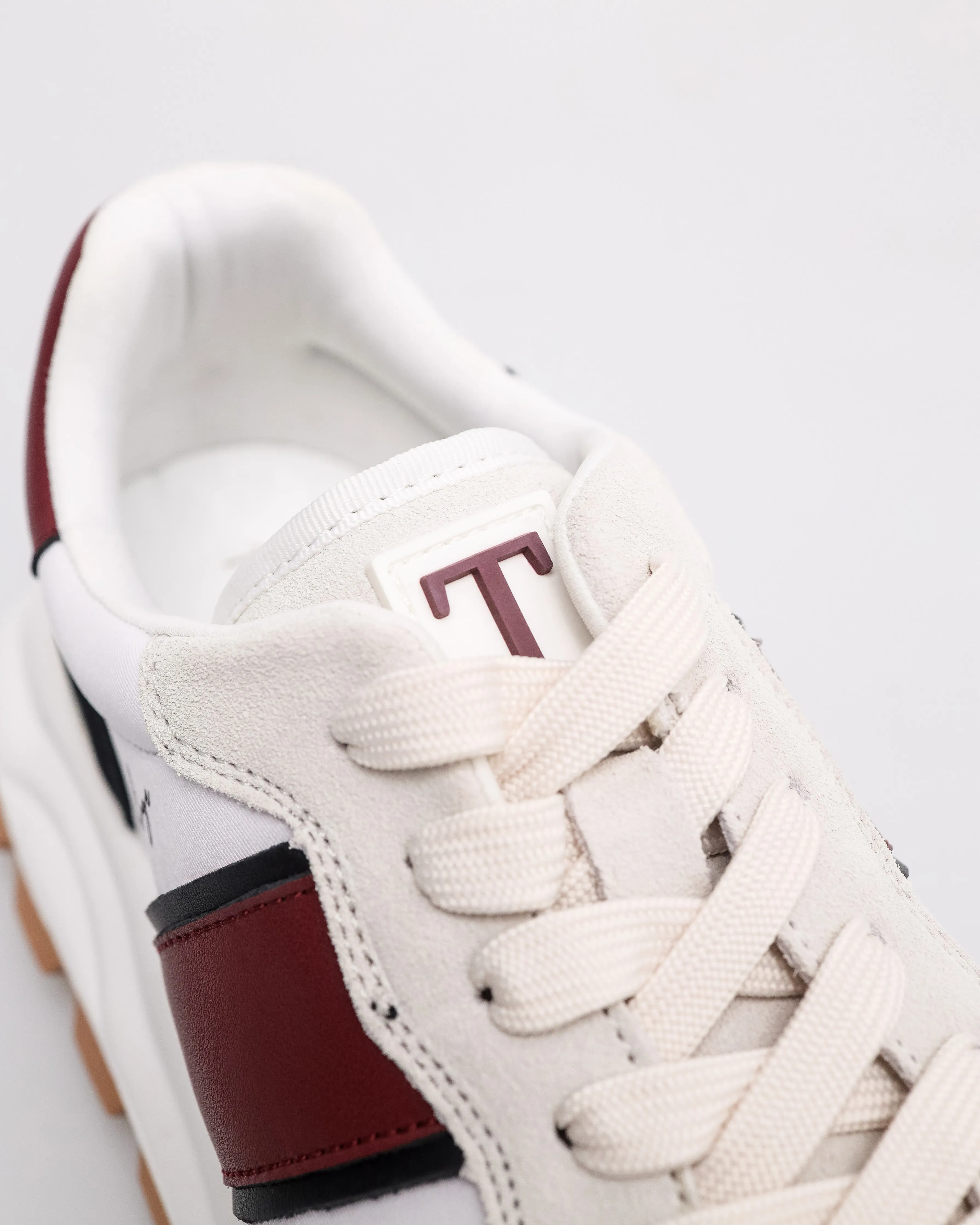 Tomaz C678M Men's Bold Edge Sneakers