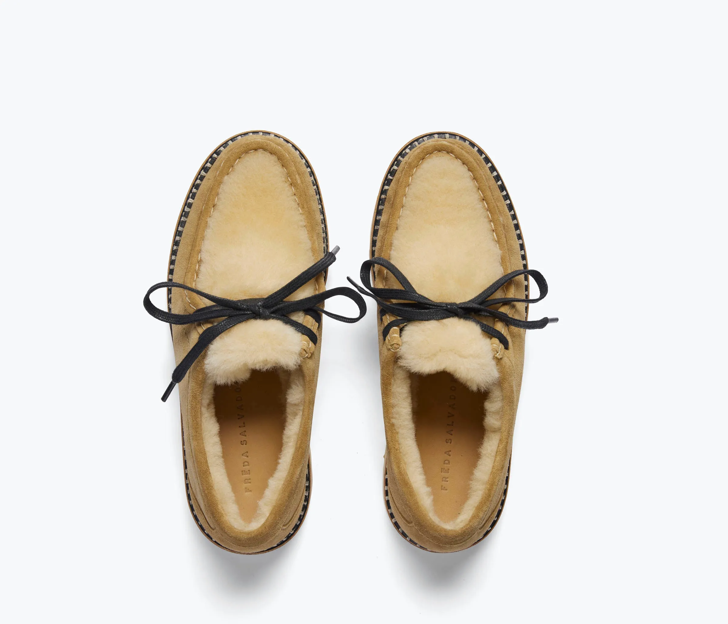WILLOW LUG MOCCASIN