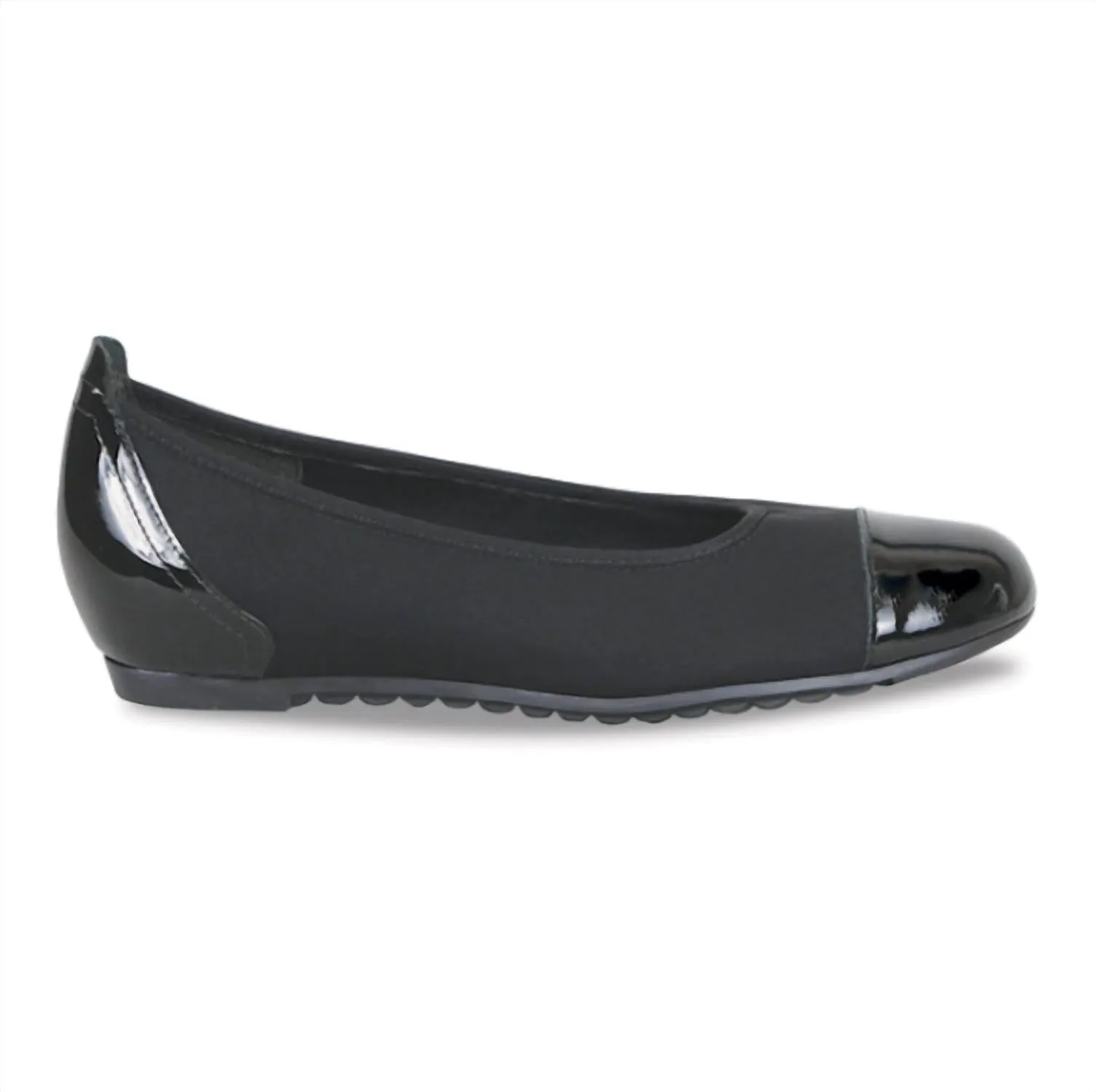 Women's Henlee Flat In Black Fabric/patent