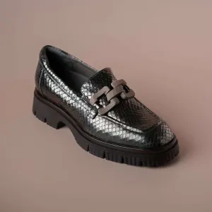 Women's Leather Loafer In Pewter Metallic