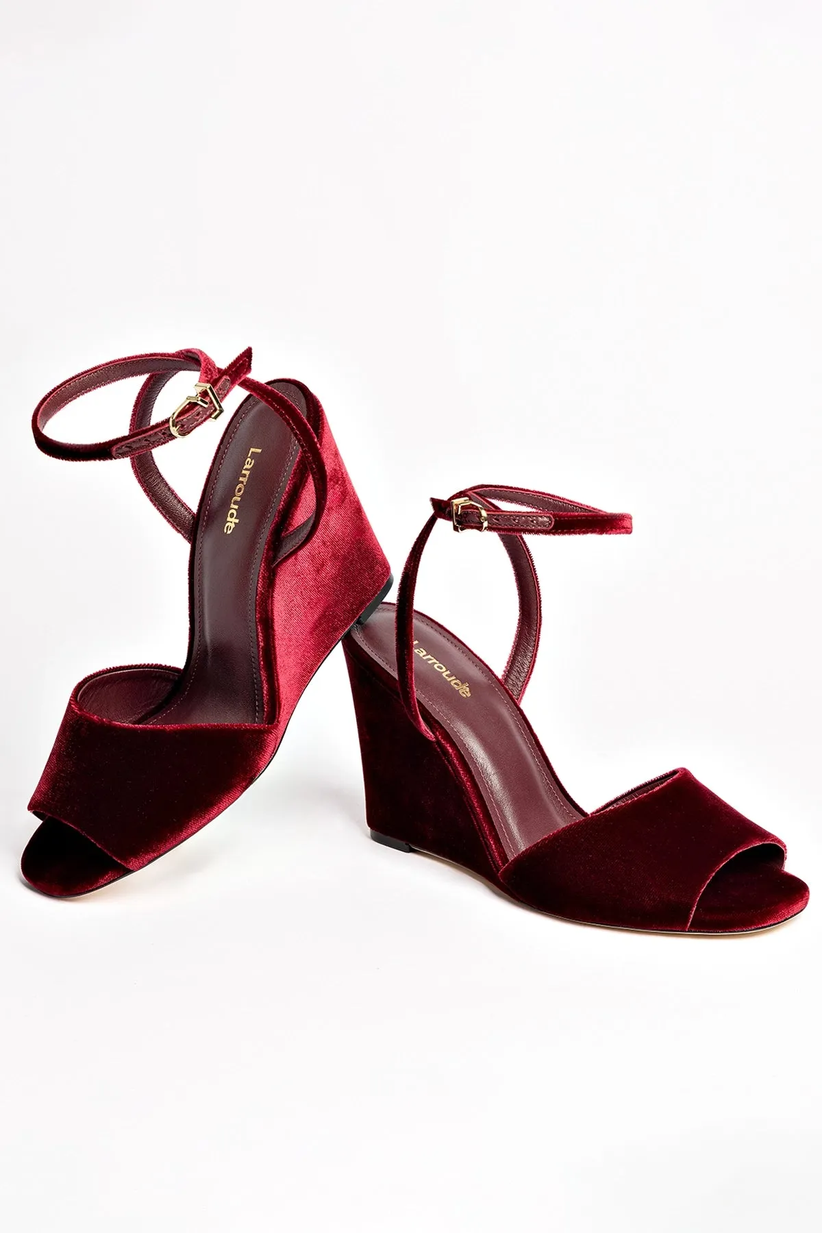 Yves Wedge In Wine Velvet